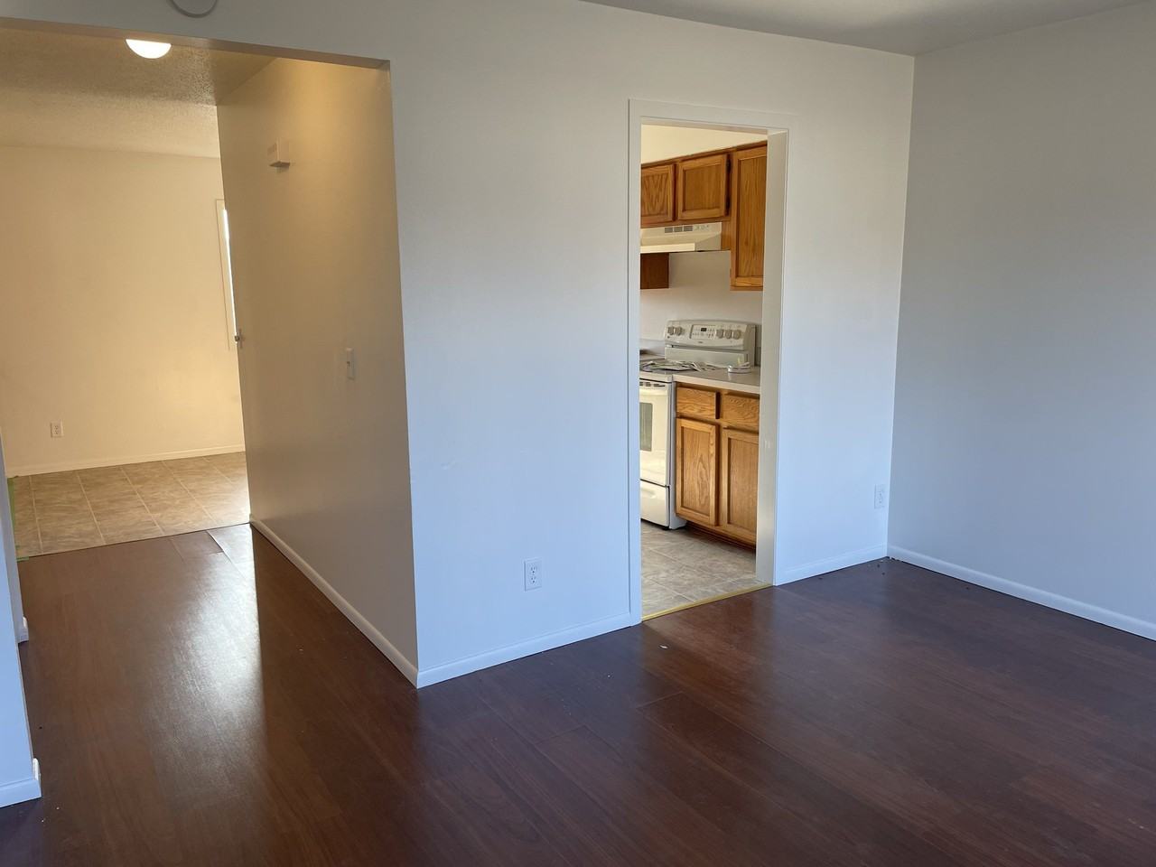 8776 Ironwood Ave S - Photo 5 of 10