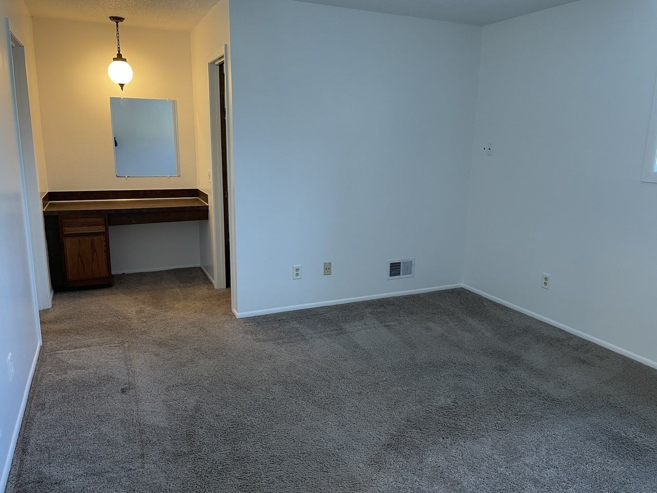 8776 Ironwood Ave S - Photo 7 of 10
