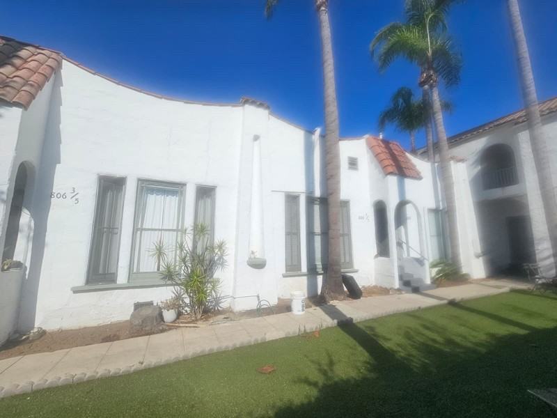806 N Poinsettia Pl - Photo 7 of 7