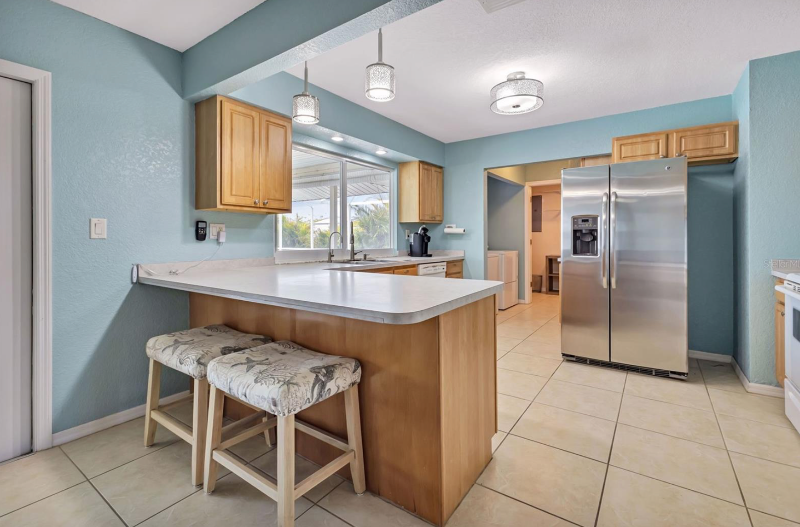18327 Van Nuys Cir - Photo 6 of 6