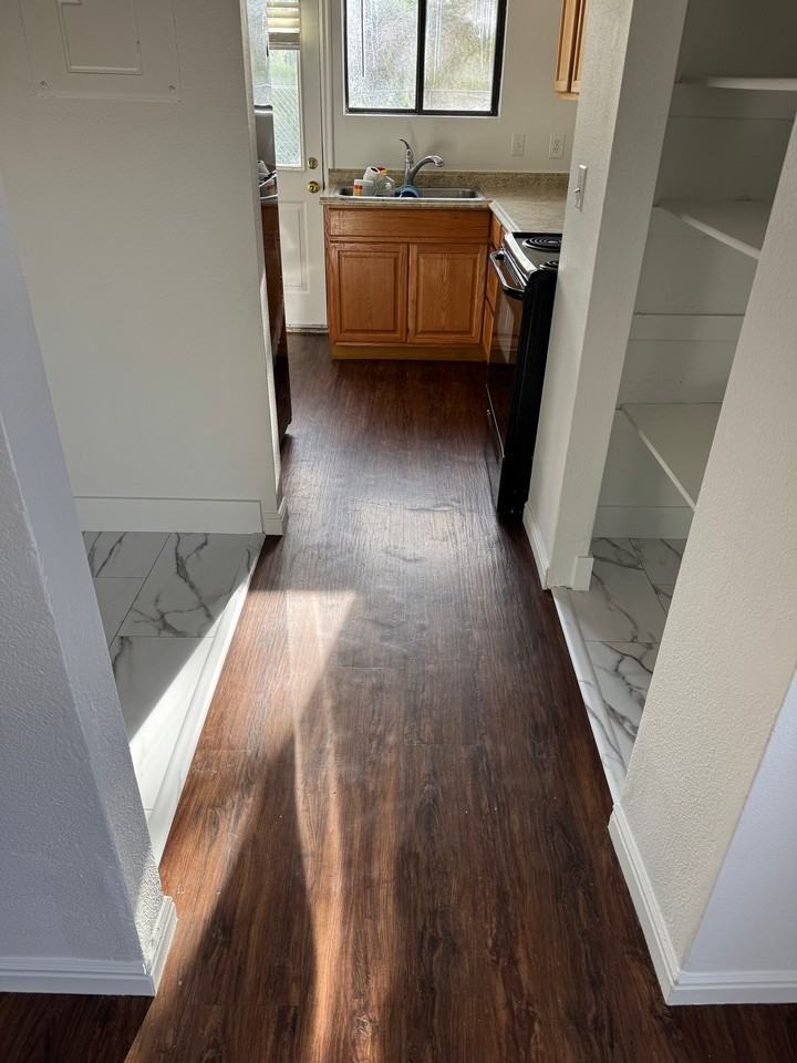 265 N State St #6 - Photo 4 of 23