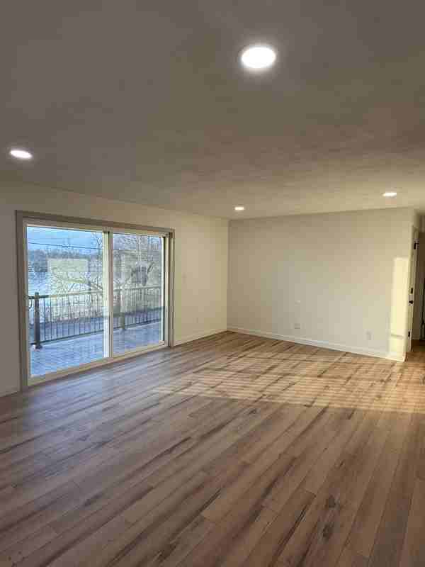 730 E Shore Dr #2 - Photo 3 of 11