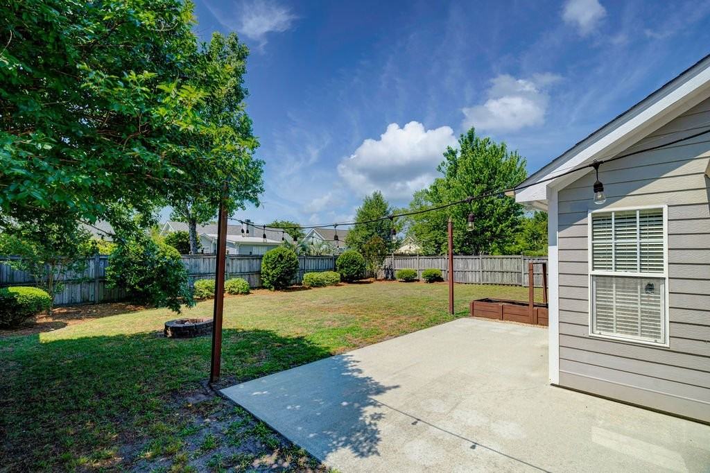 305 Hixon Pl - Photo 4 of 20