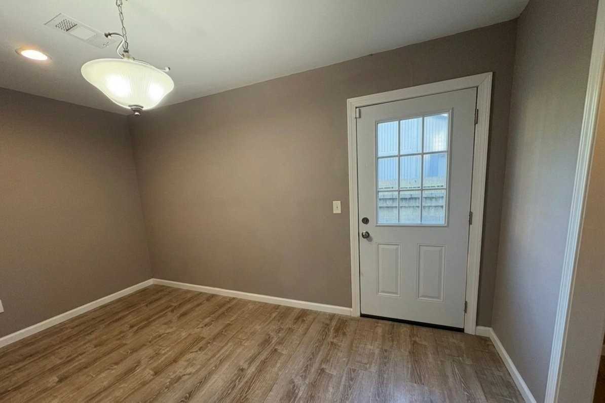 6272 Creekford Dr - Photo 6 of 20