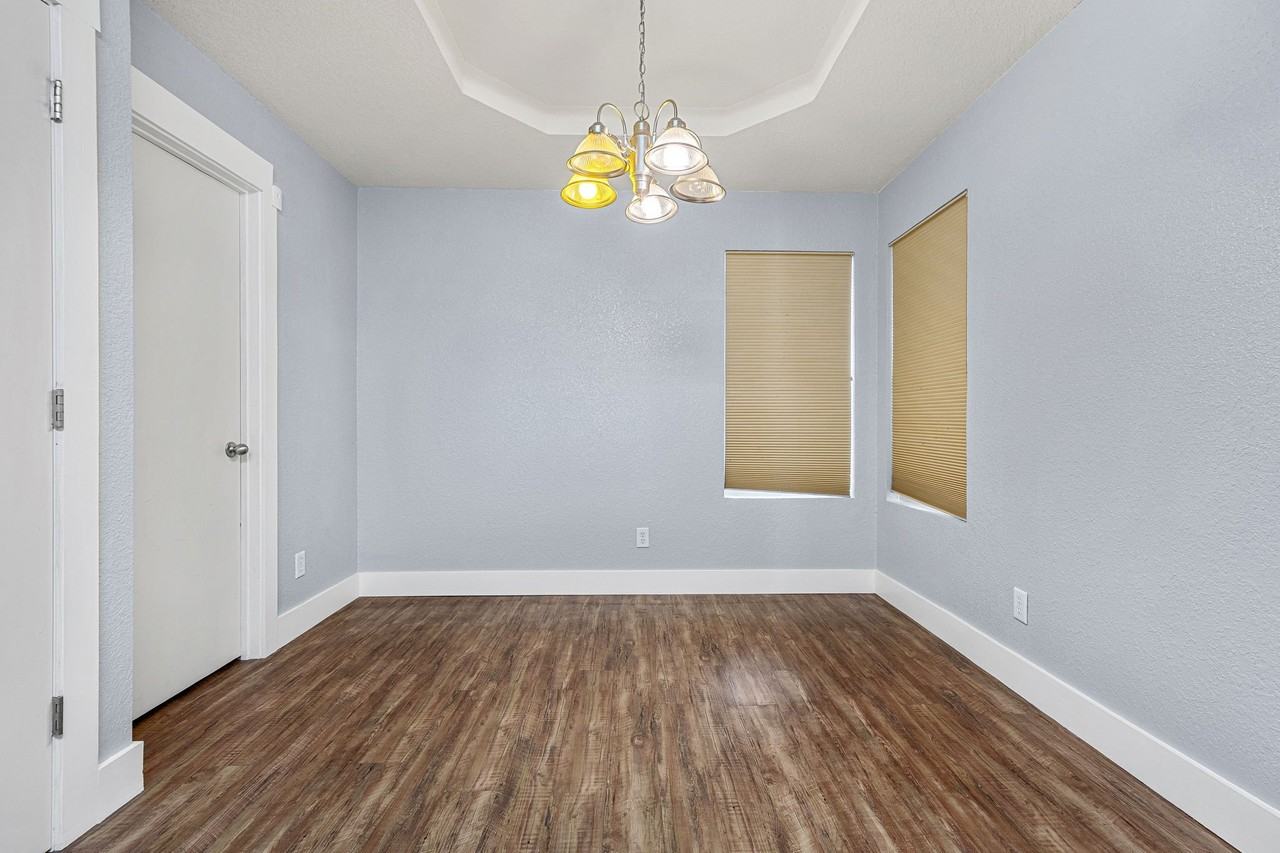 3208 Viewcrest Dr - Photo 6 of 16