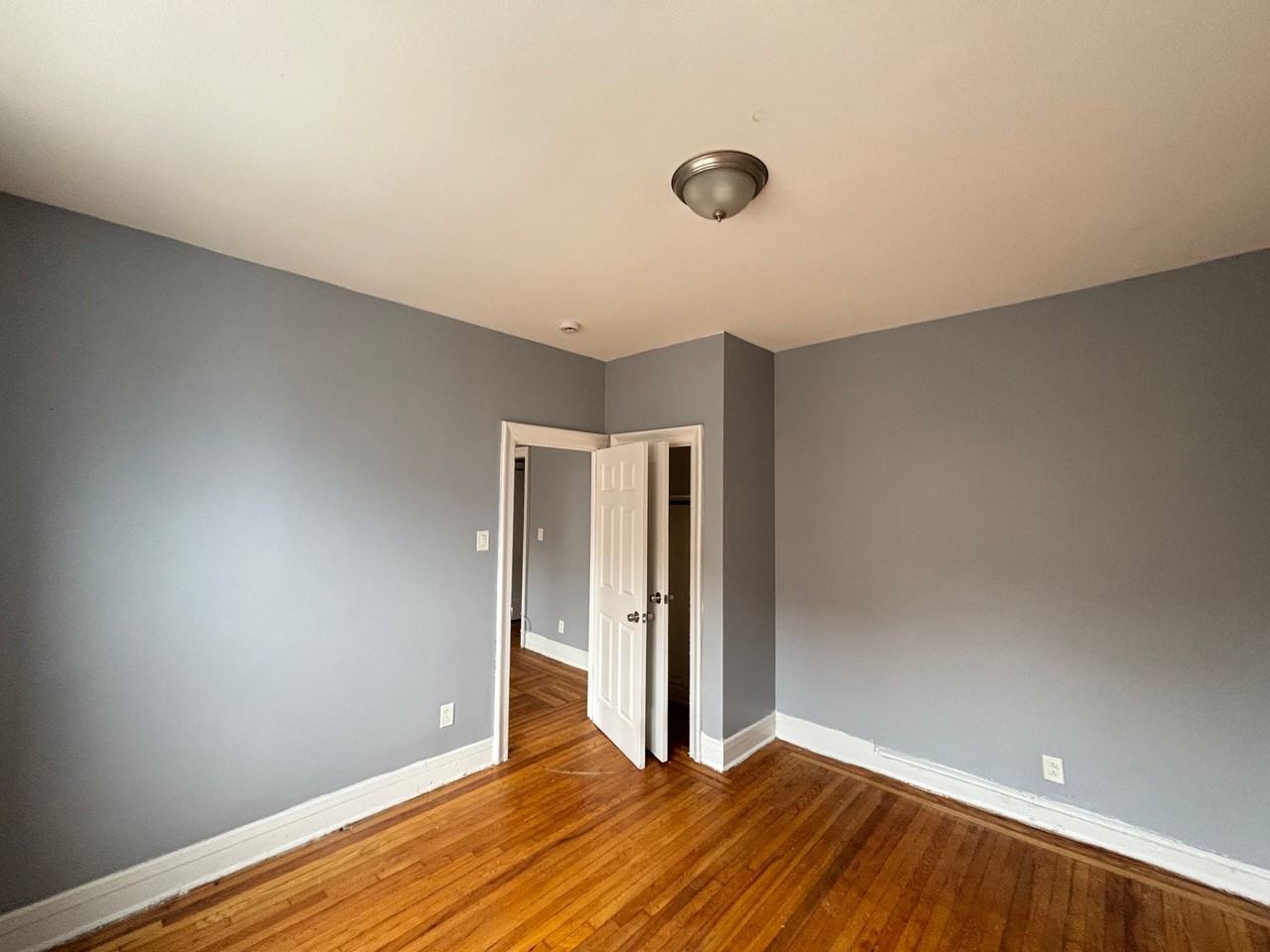149 Zabriskie St - Photo 6 of 6