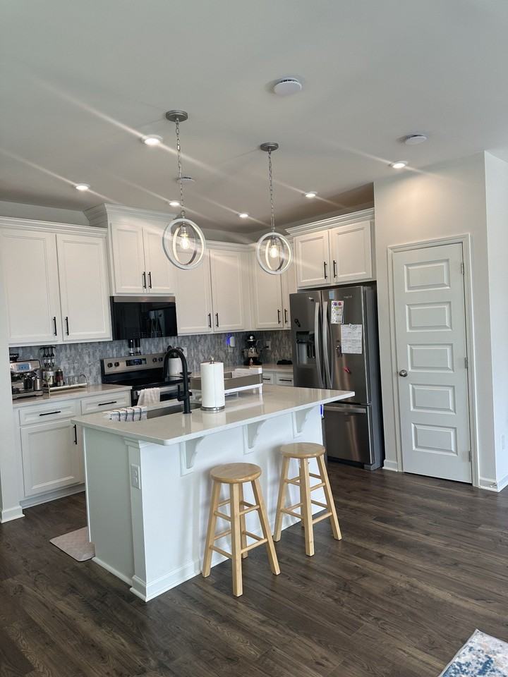 5069 Dayflower Dr - Photo 2 of 20