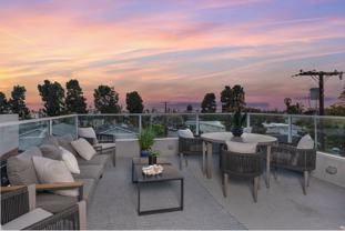 624 N Clementine St #B - Photo 1 of 1