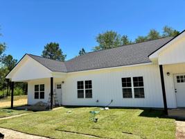 featured image of 542A Mace Cannon Rd