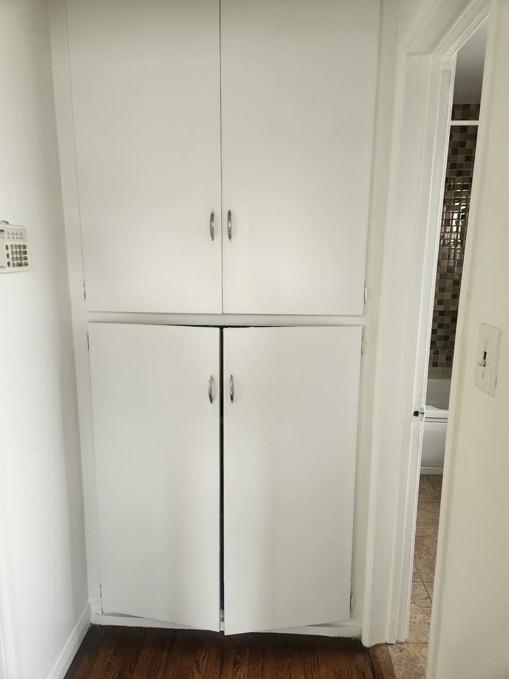 767 W 90th St - Photo 6 of 16