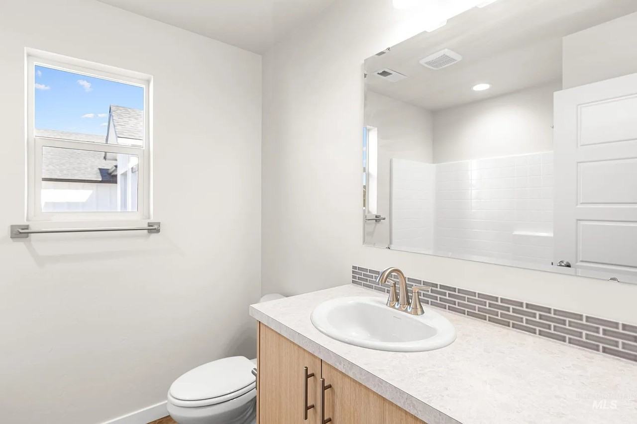 3831 W Piscina Dr - Photo 3 of 18