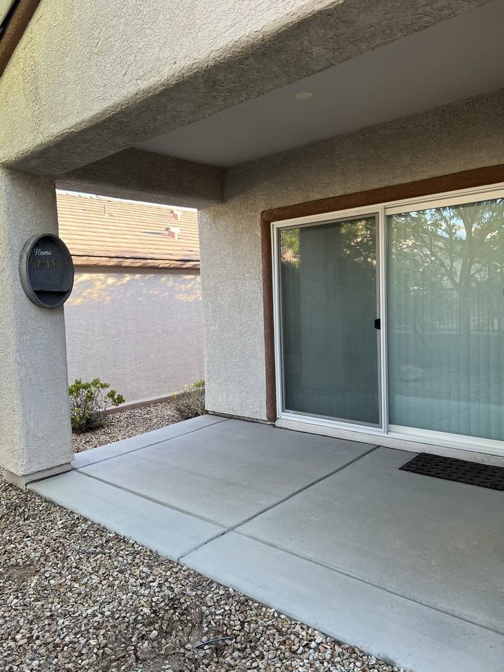 2539 Sirius Star St - Photo 3 of 18