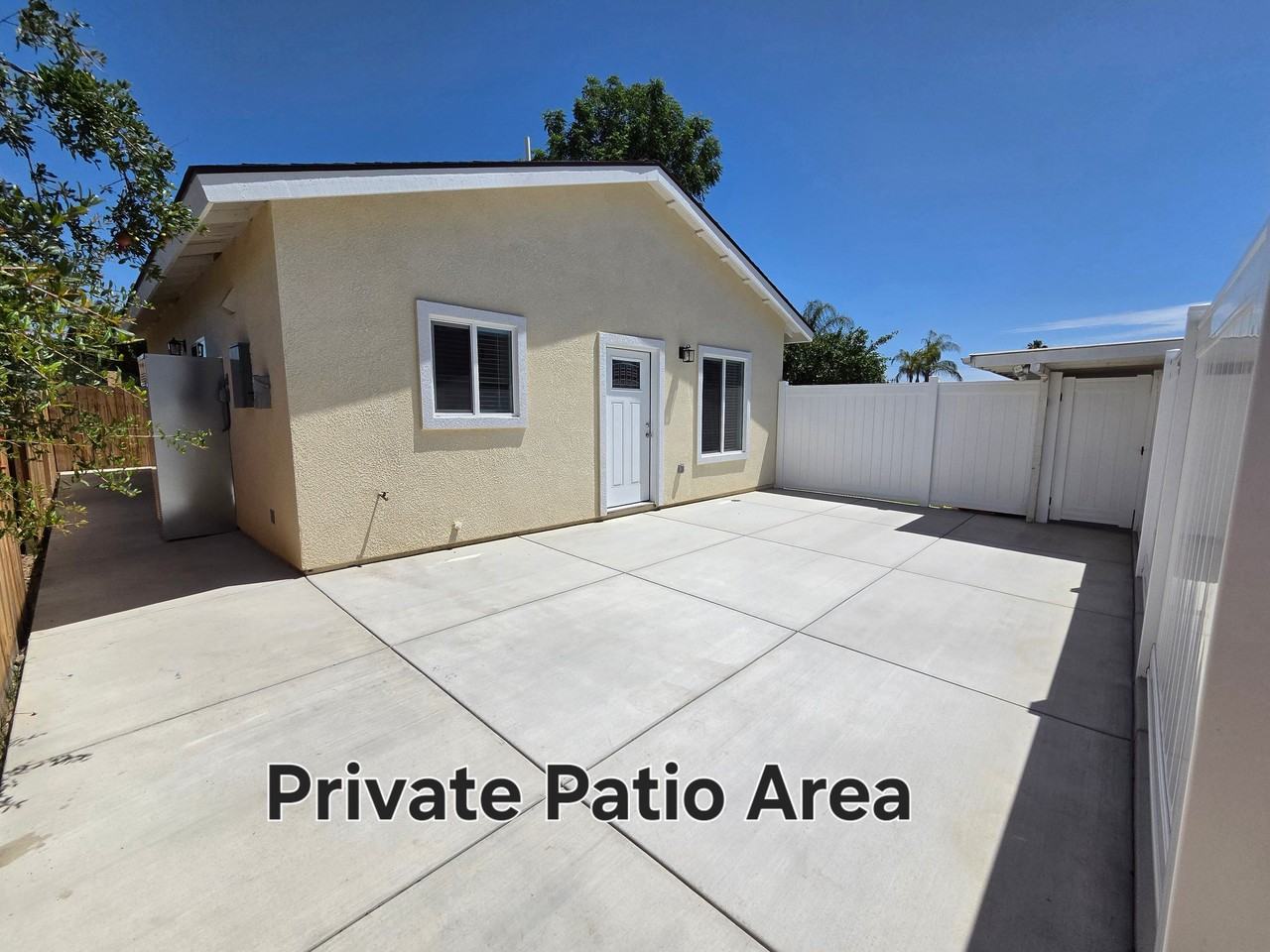 1808 Saint Clair Ct #B - Photo 3 of 18