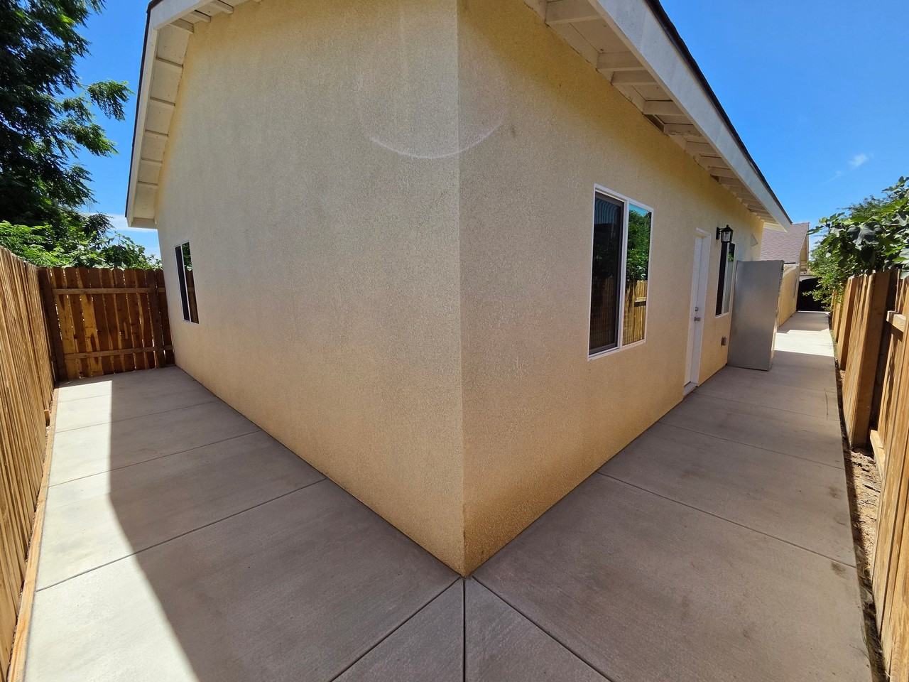 1808 Saint Clair Ct #B - Photo 5 of 18