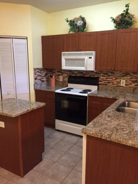 2254 Chianti Pl - Photo 3 of 10