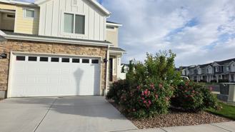 1211 W Divide Dr - Photo 1 of 1