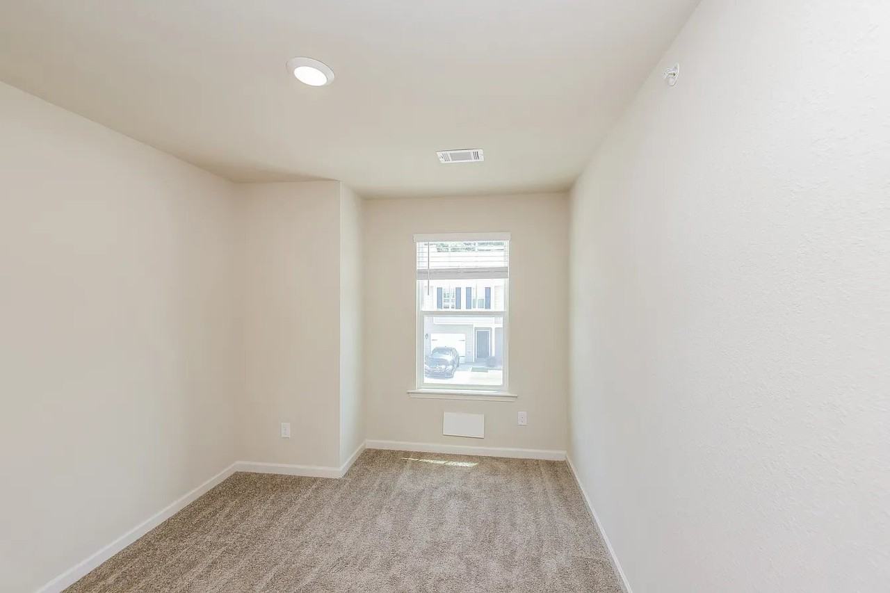 509 Highwood Ln - Photo 7 of 20