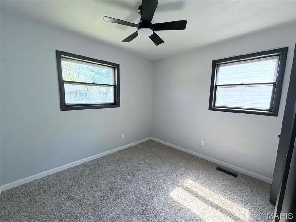 1150 Price St - Photo 7 of 12
