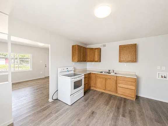 526 Saint Leo Dr - Photo 2 of 9