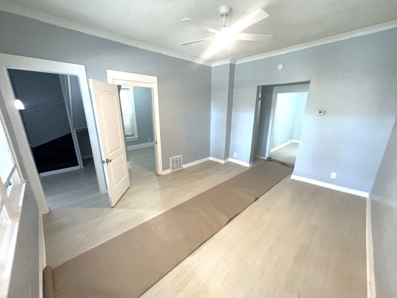 9147 S Woodlawn Ave - Photo 2 of 20