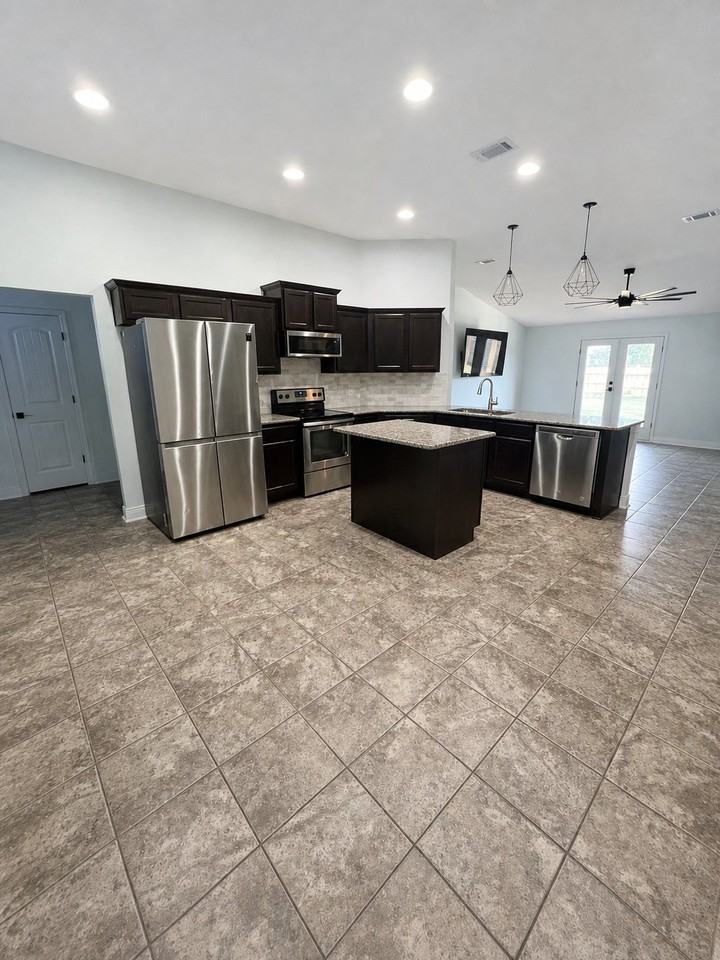 5506 Mill Race Cir - Photo 5 of 13