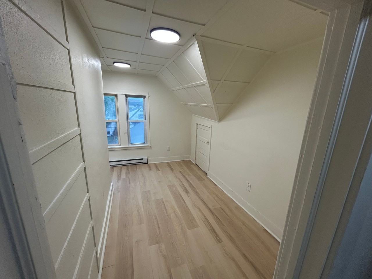 404 Maple St #404MAPLEST - Photo 6 of 8