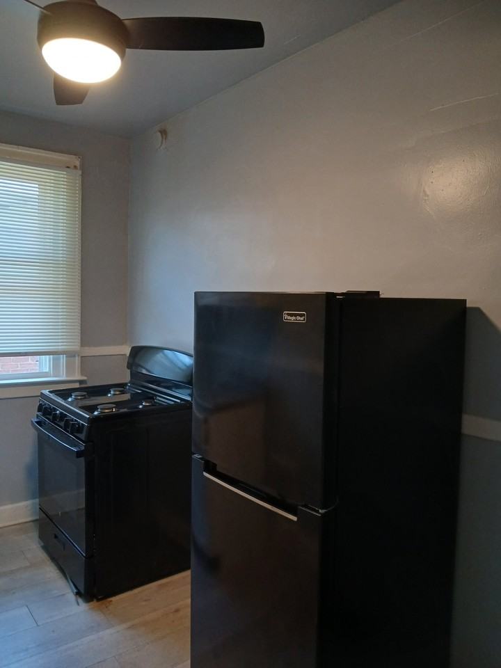 433 W Savannah St - Photo 2 of 11