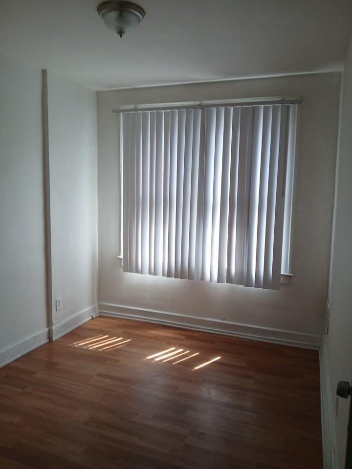 433 W Savannah St - Photo 7 of 11