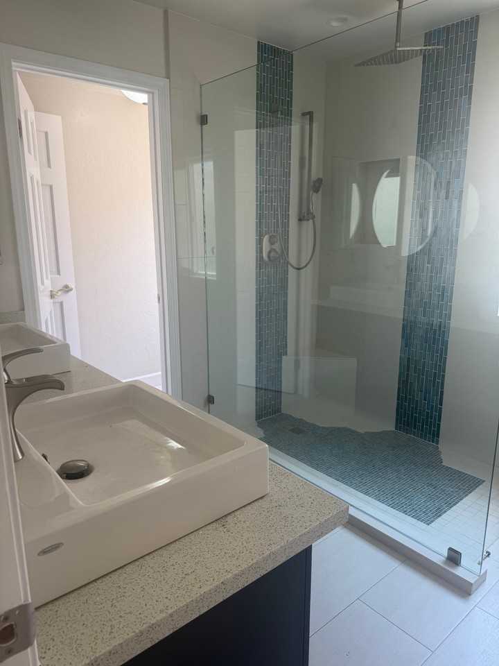 901 Beryl St - Photo 7 of 20