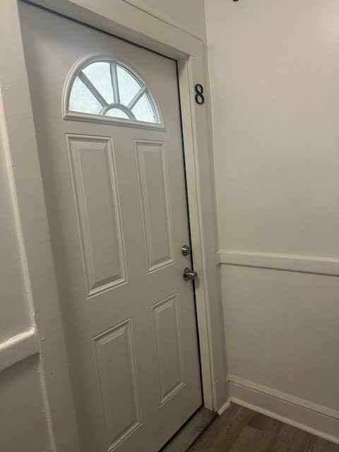 2700 Roslyn Ave #8 - Photo 2 of 15