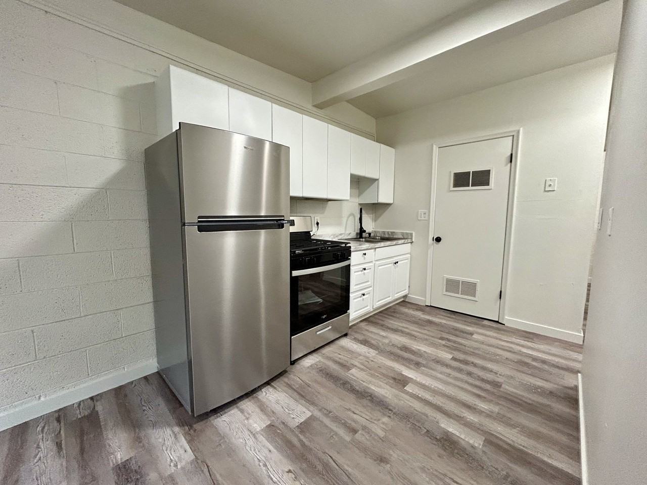 1729 S Richards St #2 - Photo 3 of 8