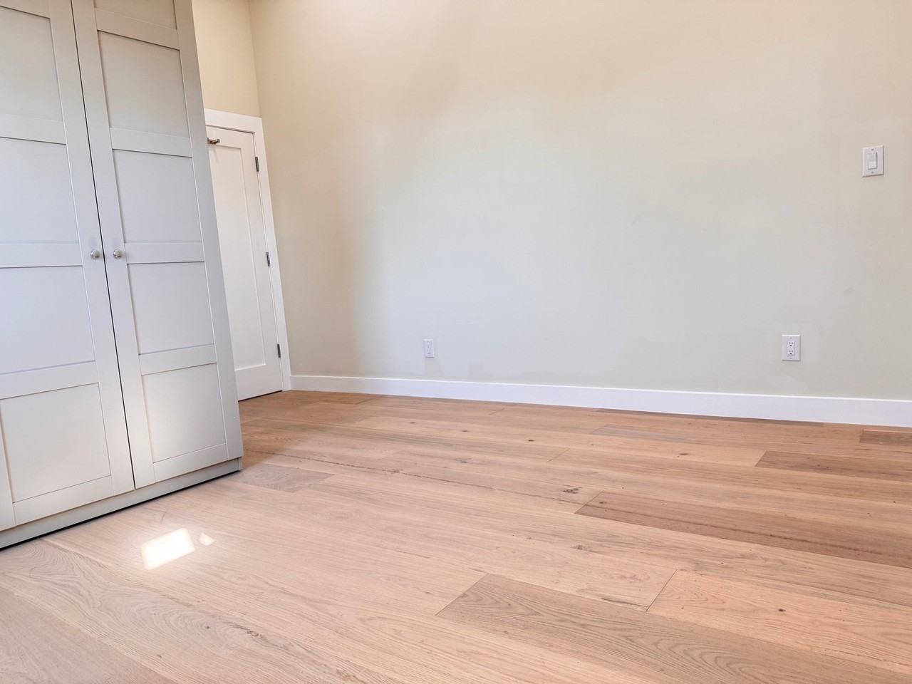 323 Amberwick Ln #B - Photo 7 of 9