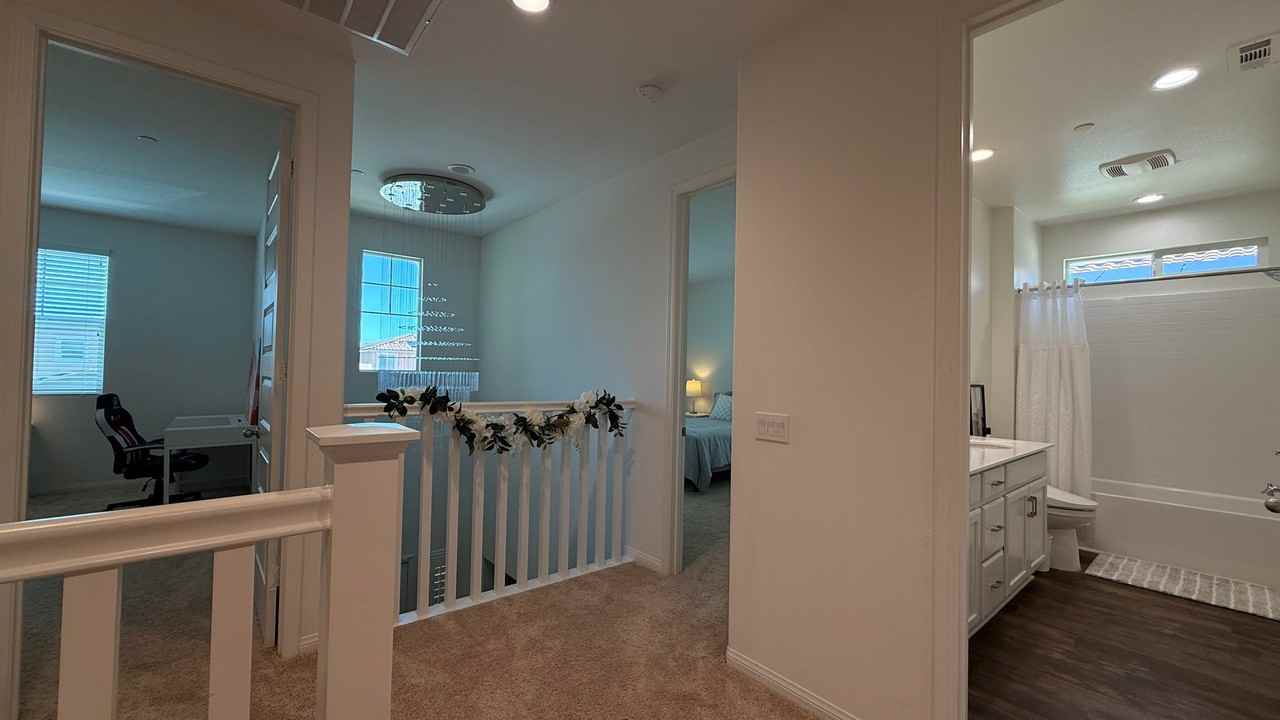 34156 Helenium St - Photo 6 of 9