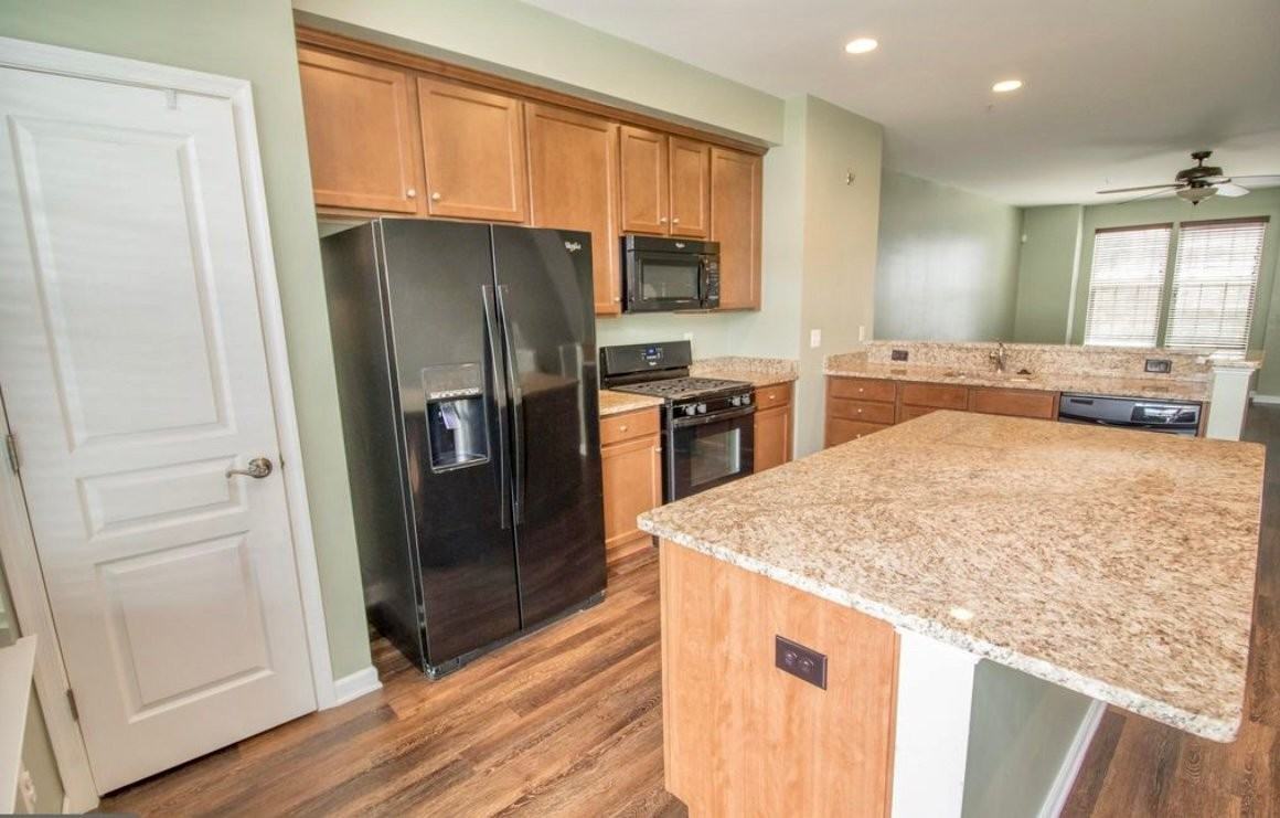 23141 Foxglove Way - Photo 5 of 25