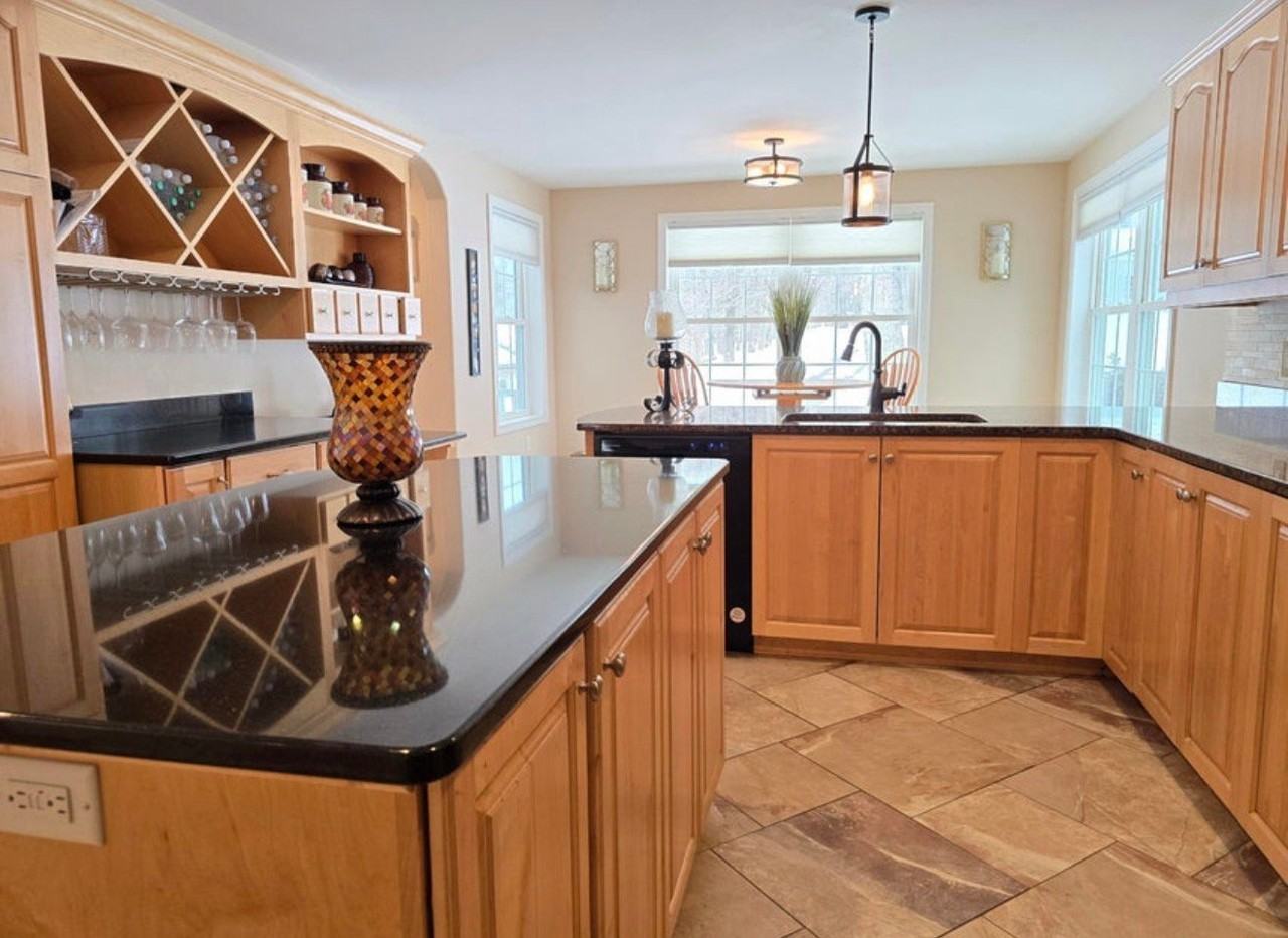 13 Sheffield Ave - Photo 5 of 8