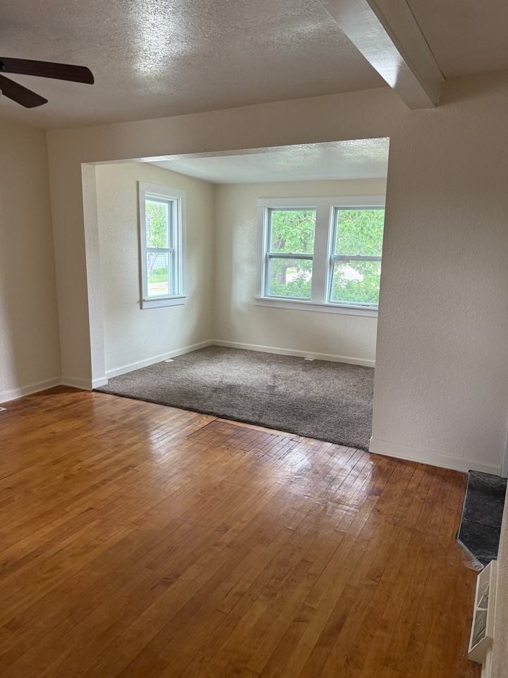155 Frame Ave #155FRAME - Photo 4 of 15