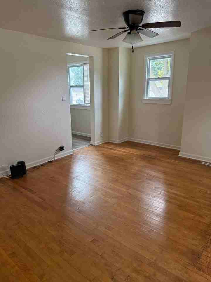 155 Frame Ave #155FRAME - Photo 5 of 15