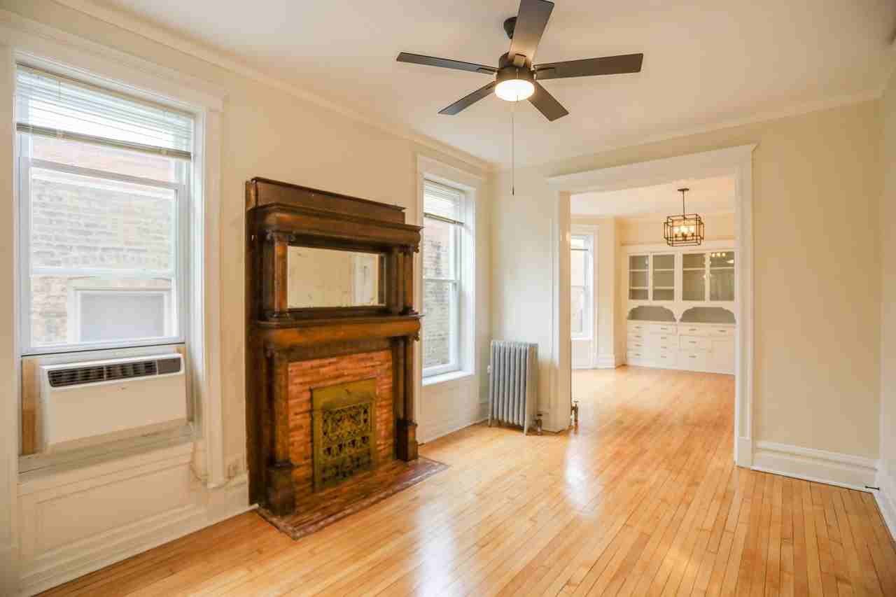 1844 W Grace St #2 - Photo 3 of 14