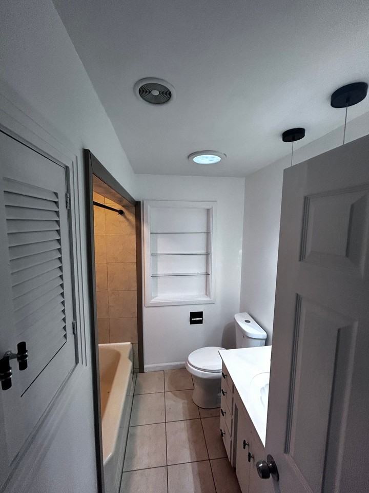 2909 Devore Ct - Photo 2 of 12