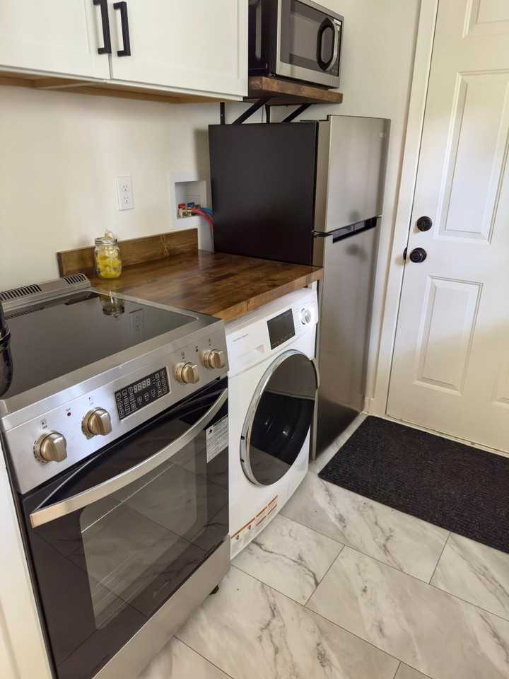 2793 Franklin St - Photo 7 of 19