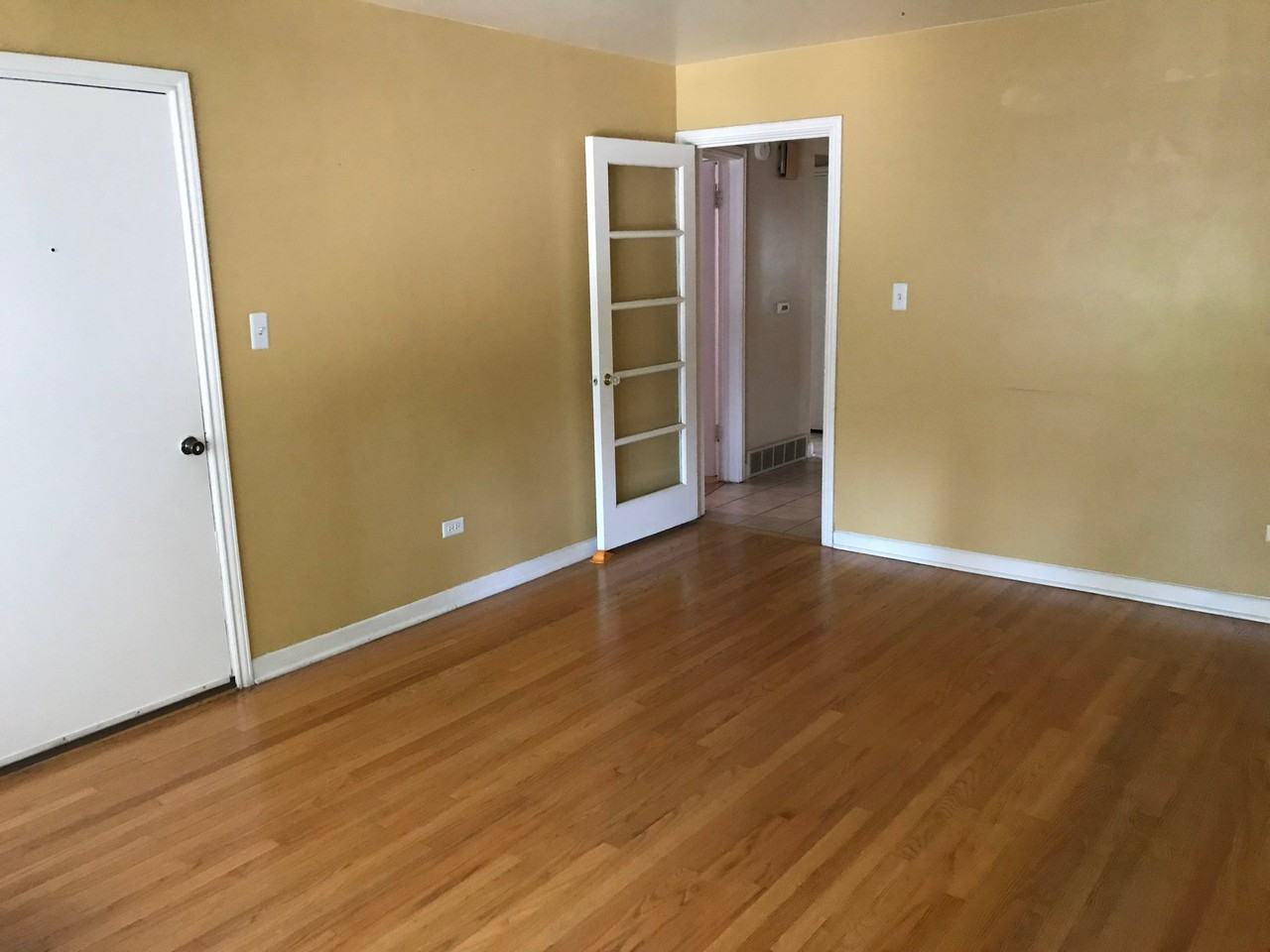 2533 S 57th Ct #1 - Photo 2 of 14