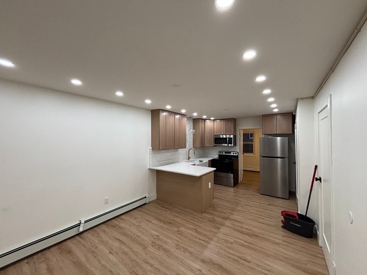 140 71st St - Photo 5 of 14