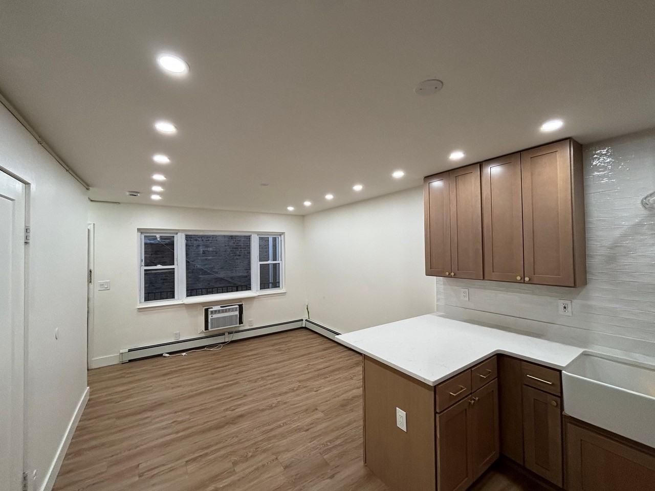 140 71st St - Photo 6 of 14