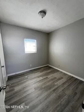 834 N Washington St - Photo 6 of 20