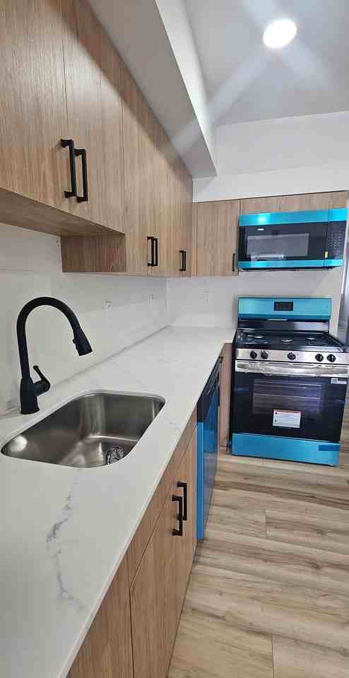 42 Warner St #B12 - Photo 3 of 16