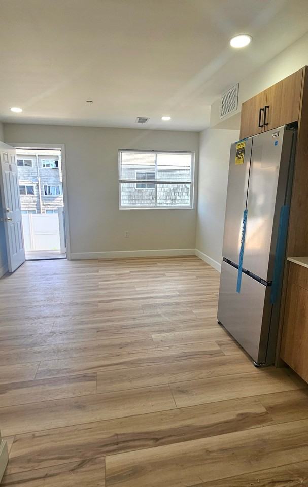42 Warner St #B12 - Photo 5 of 16
