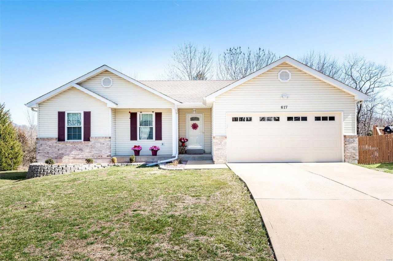 617 Silver Maple Dr