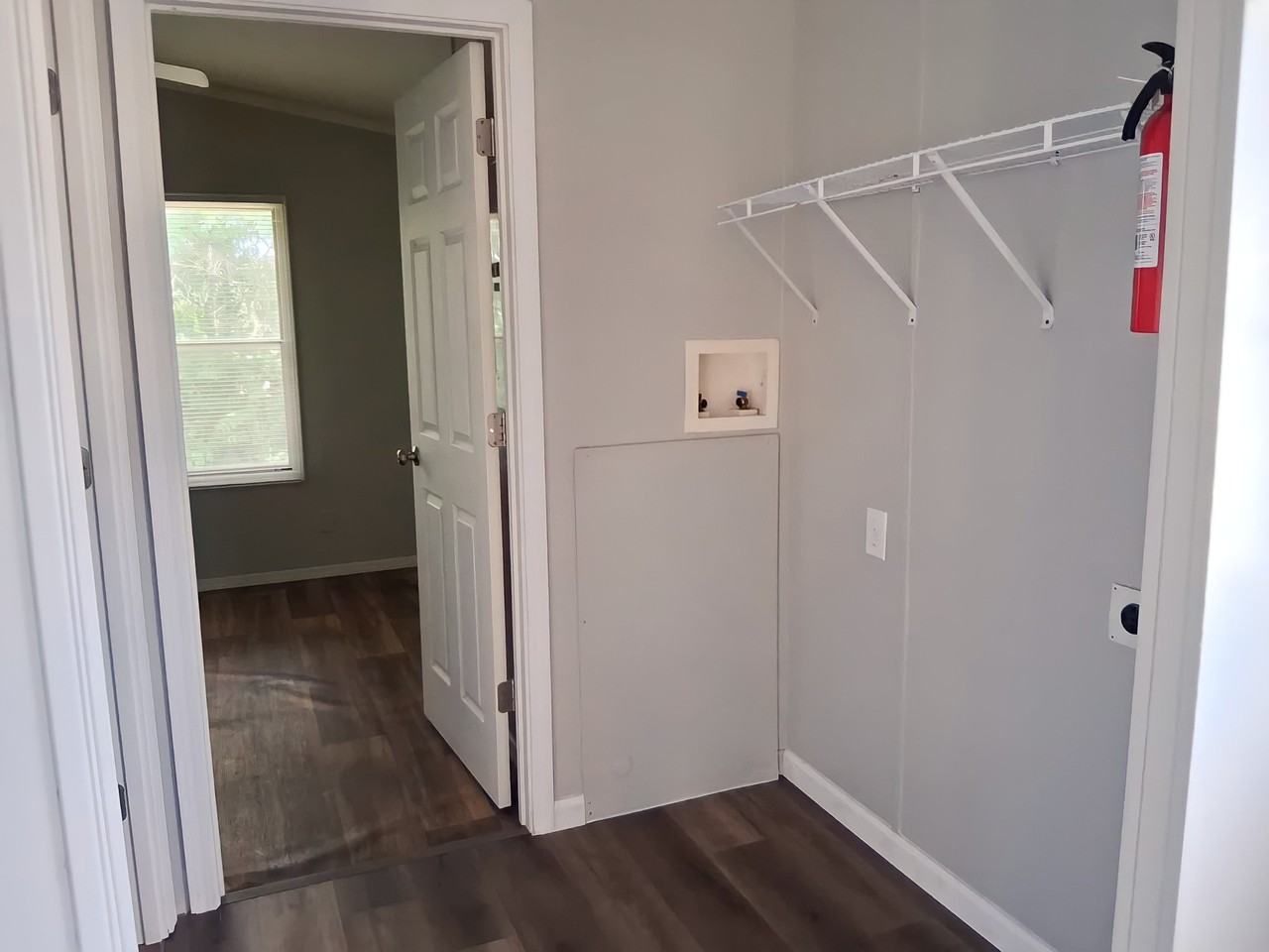 14 Deerwood Park - Photo 4 of 11