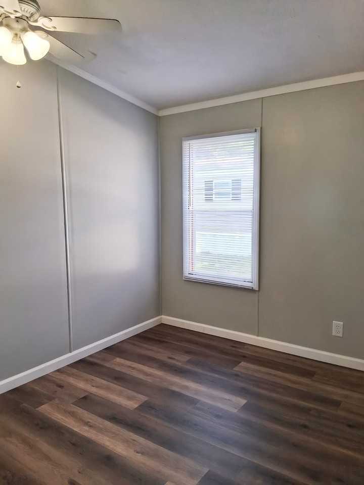 14 Deerwood Park - Photo 6 of 11
