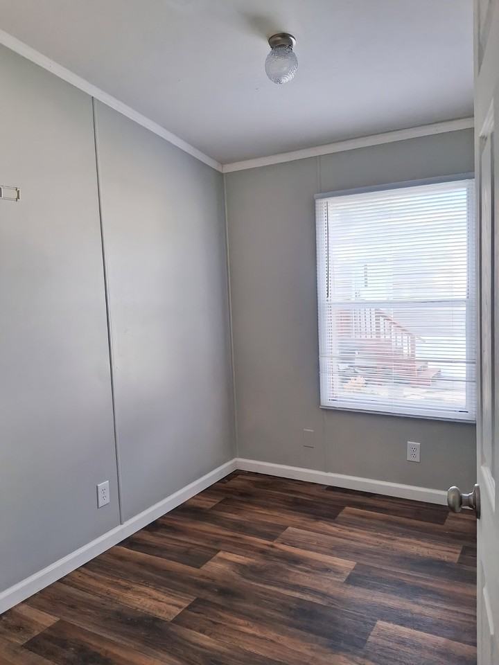 14 Deerwood Park - Photo 7 of 11